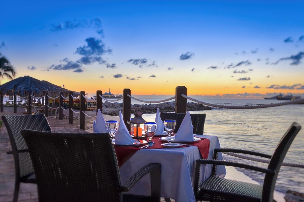 The Villas At Simpson Bay Resort Экстерьер фото